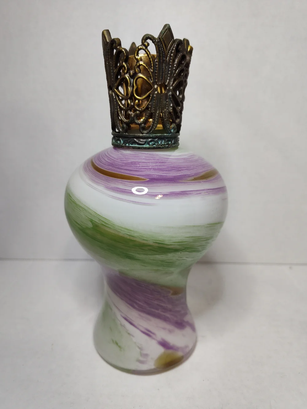 Queen of Mardi Gras Blown Art Glass Oil Fragrance Lamp 2004-2009 By LA TEE DA